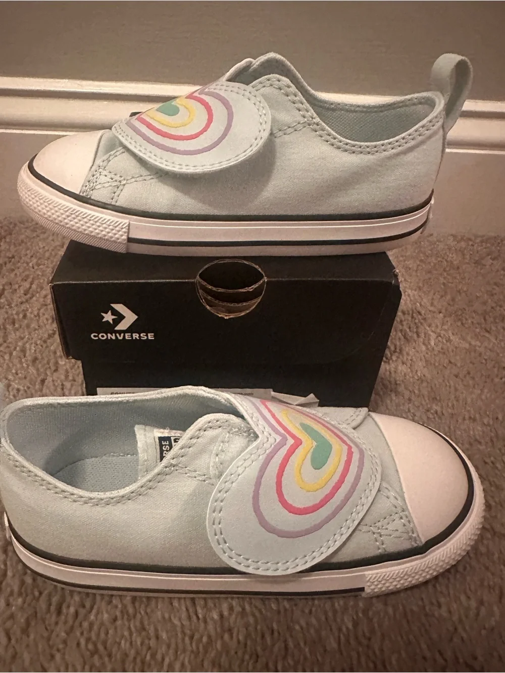 Brand new girls Converse Kids winter slay Mint Slip-On sneakers size 10